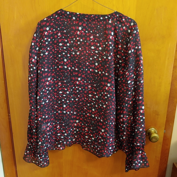 Top - Picture 3 of 4